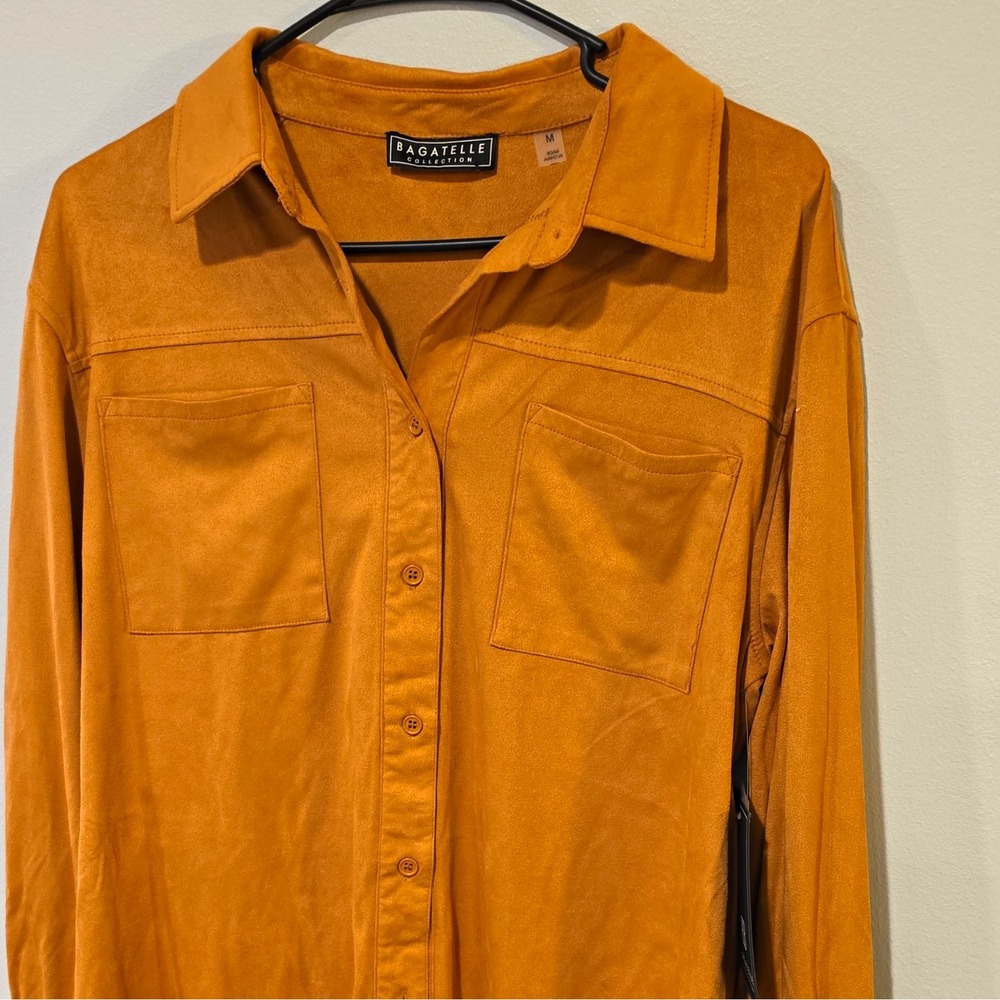 Bagatelle Collection Orange Solid Faux Suede Collared Button-Up Size M #294